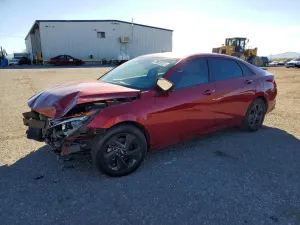 Hyundai Elantra SEL 2.0L 4 2023