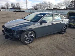 Hyundai Elantra 2.0L 4 2024