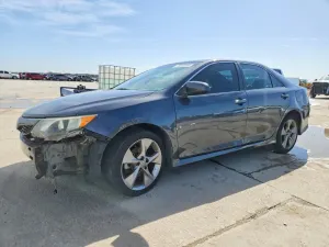 Toyota Camry SE 3.5L 6 2012