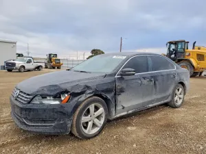 Volkswagen Passat 2.0L 4 2013