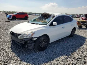 Nissan Sentra S 1.8L 4 2017