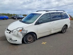 Toyota Sienna 3.5L 6 2010
