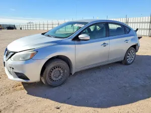 Nissan Sentra S 1.8L 4 2017