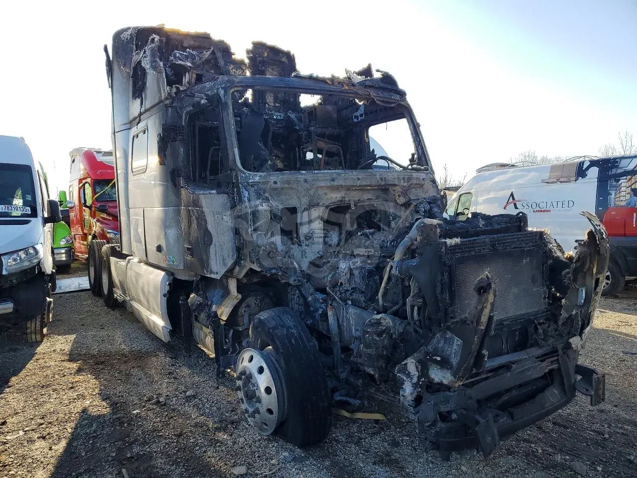 Volvo VN 12.8L 6 2024