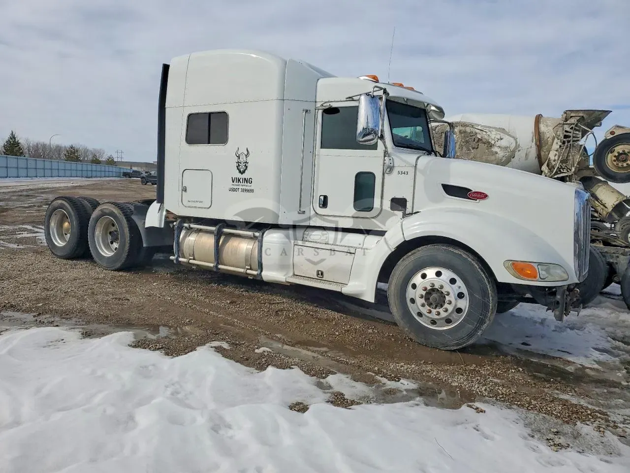 Peterbilt 386 12.9L 6 2013