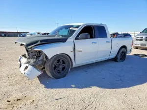 RAM 1500 SLT 5.7L 8 2015