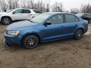 Volkswagen Jetta BASE 2 L 4 2015