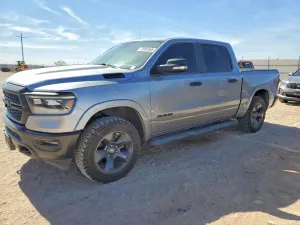 RAM 1500 5.7L 8 2021