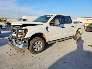 Ford F-150 SUPERCREW 5.0L 8 2023