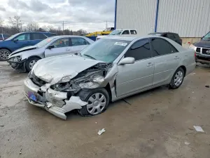 Toyota Camry LE 2.4L 4 2004