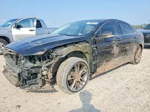 Ford Fusion TITANIUM 2.0L 4 2014