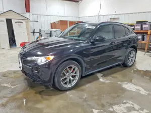 Alfa Romeo Stelvio 2.0L 4 2019
