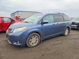 Toyota Sienna XLE 3.5L 6 2014