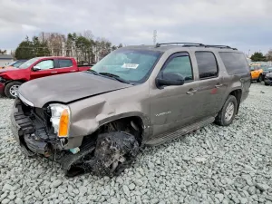 GMC Yukon K1500 SLT 5.3L 8 2013
