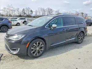 Chrysler Pacifica LIMITED 3.6L 6 2017
