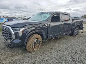 Toyota Tundra CREWMAX SR5 3.4L 6 2024