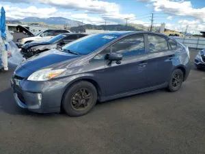 Toyota Prius 1.8L 4 2015