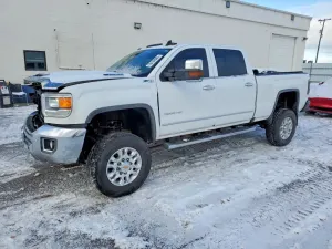 GMC Sierra K3500 SLT 6.6L 8 2018