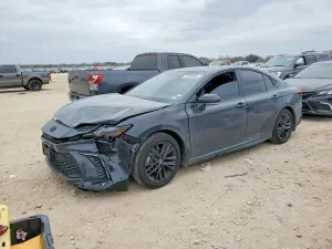 Toyota Camry XSE 2.5L 4 2025