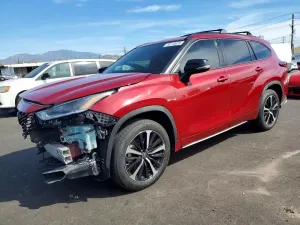 Toyota Highlander 3.5L 6 2021