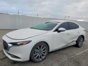 Mazda 3 SELECT 2.5L 4 2023