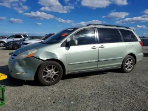 Toyota Sienna 3.3L 6 2006