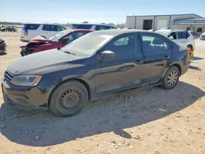 Volkswagen Jetta 1.4L 4 2016