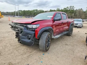 Chevrolet Colorado 2.7L 4 2025