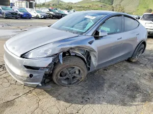 Tesla Model Y 2026