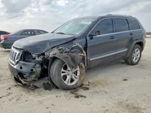 Jeep Grand Cherokee LAREDO 3.6L 6 2011