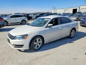 Volkswagen Passat 1.8L 4 2014