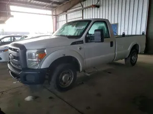 Ford F-250 6.2L 8 2013