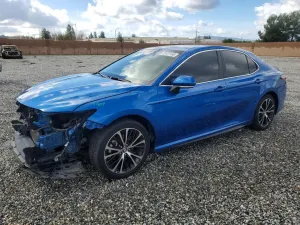 Toyota Camry L 2.5L 4 2018