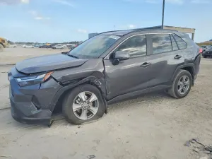 Toyota Rav4 XLE 2.5L 4 2025