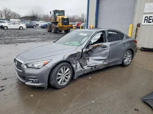 Infiniti Q50 3.7L 6 2015