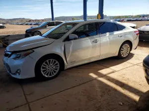 Toyota Avalon HYBRID 2.5L 4 2014
