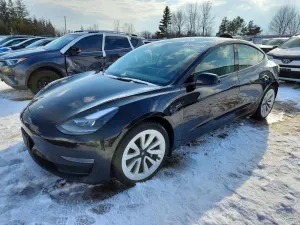 Tesla Model 3 2022
