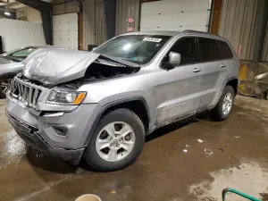 Jeep Grand Cherokee LAREDO 3.6L 6 2015