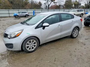 Kia Rio 1.6L 4 2013