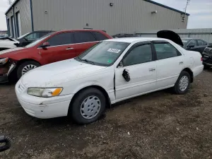 Toyota Camry CE 2.2L 4 1998