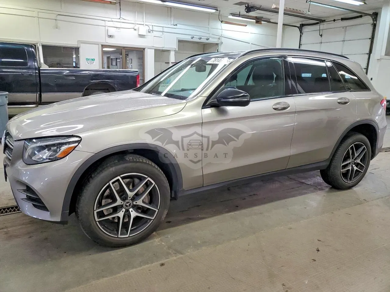 Mercedes-Benz GLC 300 4MATIC 2.0L 4 2019