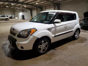 Kia Soul 2.0L 4 2011