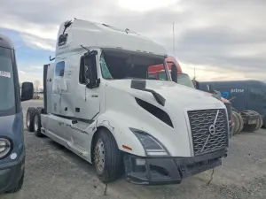 Volvo VN 12.8L 6 2020