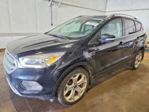 Ford Escape TITANIUM 2.0L 4 2017