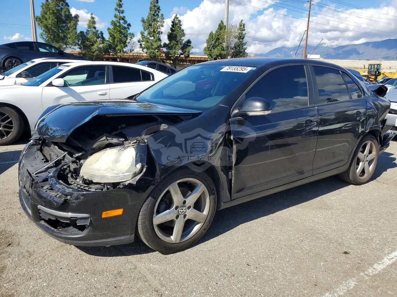 Volkswagen Jetta LIMITED 2.5L 5 2010