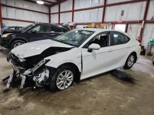 Toyota Camry 2.5L 4 2025