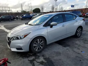 Nissan Versa SV 1.6L 4 2021