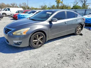 Nissan Altima 2.5L 4 2015