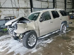 GMC Yukon DENALI 6.2L 8 2008