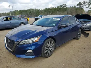 Nissan Altima 2.5L 4 2021